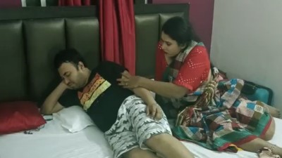 Housewife Aunty having a great romance with neighbor