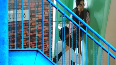 Villupuram polytechnic college girl enjoys the licking pleasure