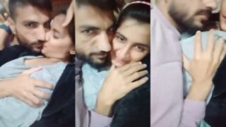 Unmarried bf enjoyed squeezing Muslim aunty big boobs