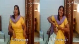 Trichy big Teacher shows her mulai to her student