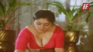 Aunty வேலைக்காரி have sex for money with boss in sex padam