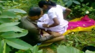 Gramathu Kamaveri uncle fucking a 18yr Teen girl in forest