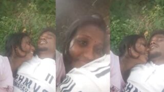 Trichy Gramathu girl having outdoor romance sex with bf
