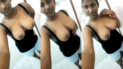 Chennai desi college girl shows her dusky big mulai
