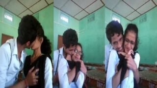 Pallavaram college 19yr couple hot kissing and pressing mulai
