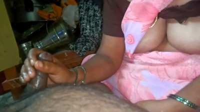 Coimbatore mature Aunty expose big boobs and cock sucking