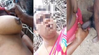 Pollachi village aunty sex talk with nude mulai in outdoor