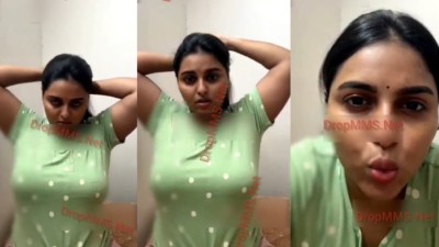 Chennai beautiful teacher Nithya romantic live real sex talk