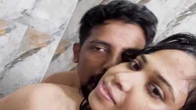 Chennai Mount road anna salai aunty bathroom sex with voice