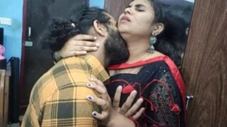 Seductive Malayalam lady saree sex with romantic bf