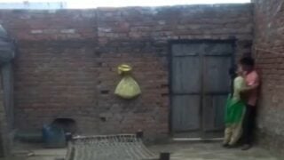 Kanchipuram village bf kiss her lover with squeezing ass