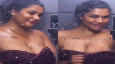 Kerala desi wife express her lustful feelings on bathroom