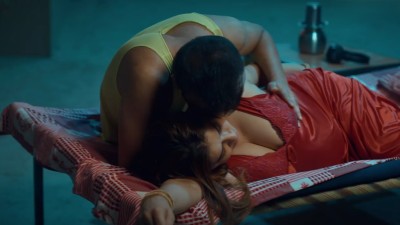 Mature mom enjoy riding young bf dick in HD xxx movie