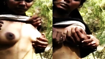 Gramathu BF squeezing her lover big boobs on forest
