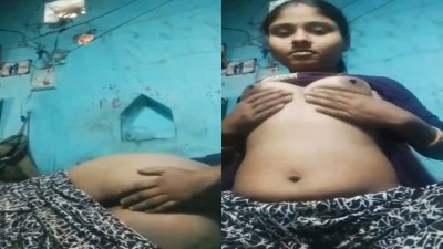 Vellore village unmarried desi shows hot ass and pussy