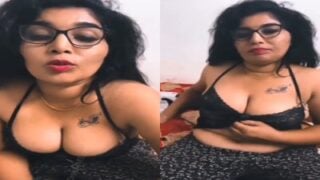 Chennai mature mom hot moaning with tempting mulai