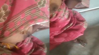 Local maid aunty Vasantha mulai pressing with voice