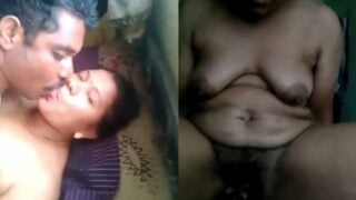 Pudukottai hairy pundai aunty fucking landlord