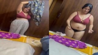 Bangalore aunty dress changing with huge mulai