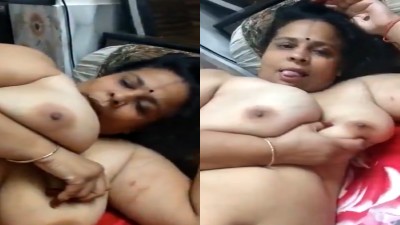 Cuddalore old aunty sucking her nude big boobies