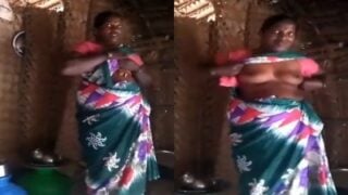 Ariyalur local maid aunty shows mulai with excitement