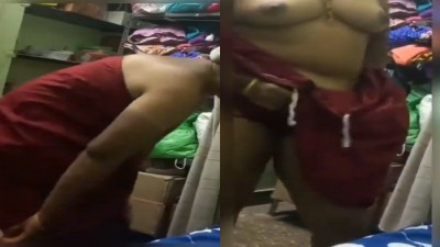 Local mom scandal aunty nude cloths changing clip