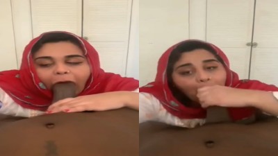 Bhabhi shows the real love by deep blowjob to uncle