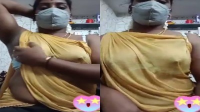 Salem gramathu local item aunty mulai pressing ool tape