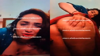 Actress live chat with exposing her nude ass and boobs